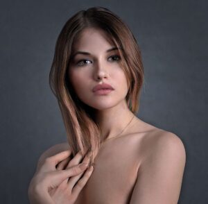 girl-3576679_1920