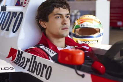 “Senna: Minissérie Estrelada por Gabriel Leone Chega à Netflix em Novembro”
